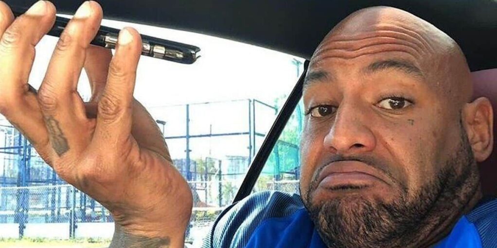 Booba fracasse Cédric Doumbé sur Instagram et ça fait très mal !