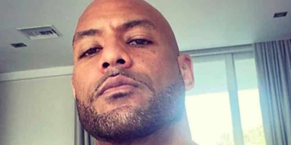 Booba se moque de Christine and the Queens sur Twitter !