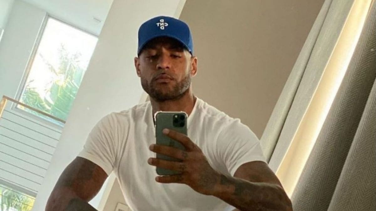 Booba s'en prend violemment à Dinos et Hamza sur Twitter !