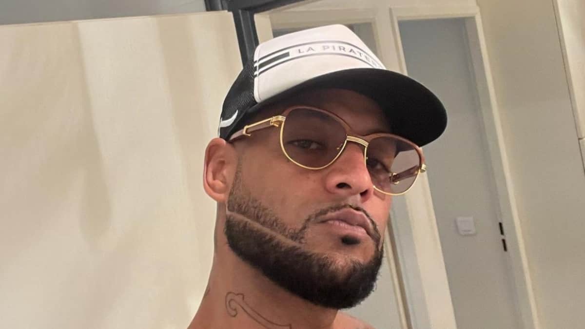 Booba Vs Maes le clash relancé sur Twitter et ça fait très mal !