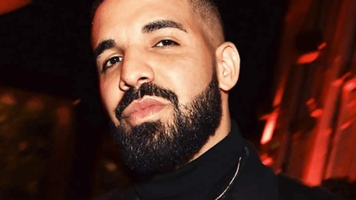 Drake bluffé par la collaboration entre Dave et Tiakola et valide le jeune rappeur français !