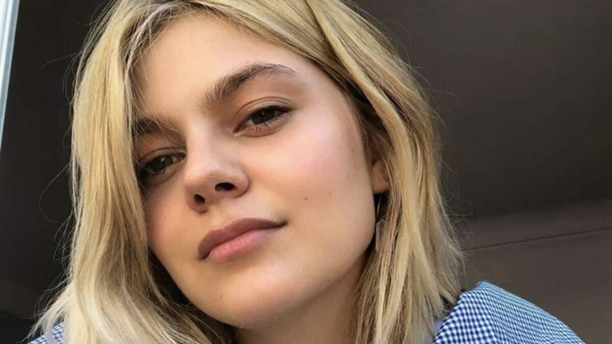 Louane prend une grande décision et s'excuse auprès de ses fans !