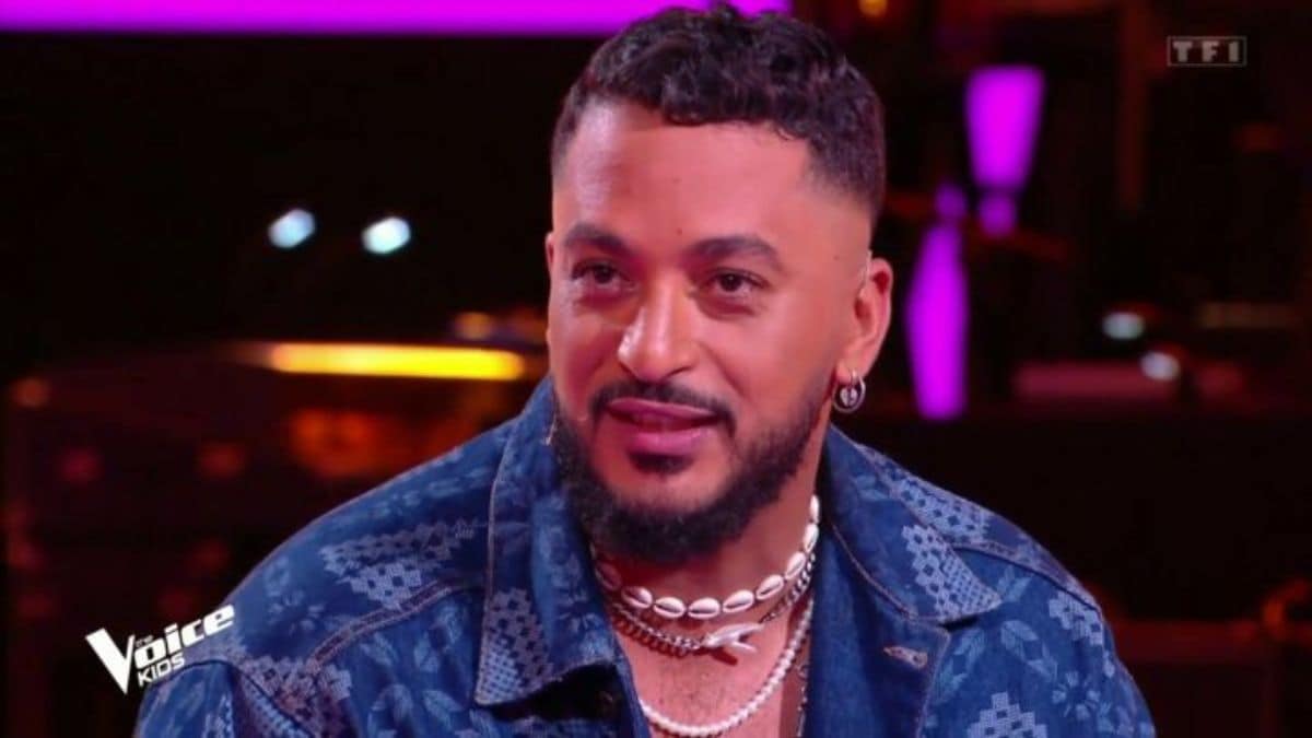 Slimane très ému au moment de se confier sur l’homme de sa vie dans The Voice Kids !