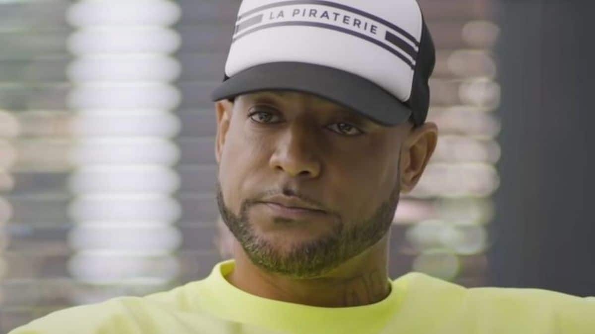 Booba craque totalement et s'offre 16 paires de lunettes de luxe !