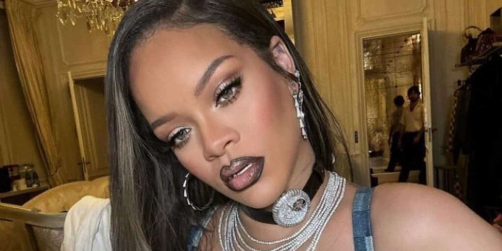 Rihanna anéantie après la triste disparition d'un membre de sa famille !