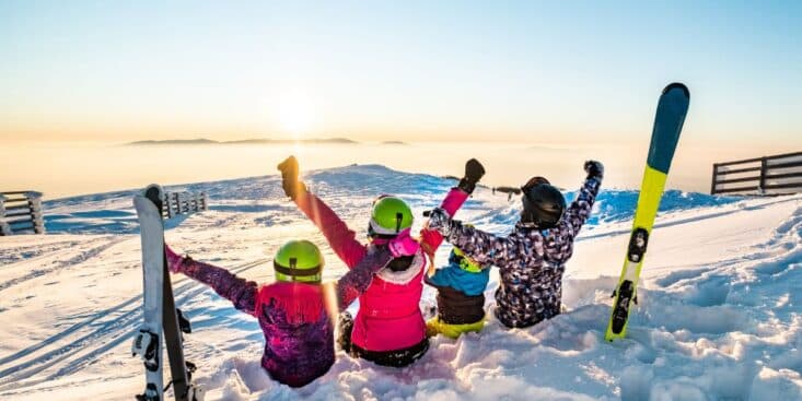 Vacances scolaires ne passez plus à coté de cette aide méconnue pour partir en famille !