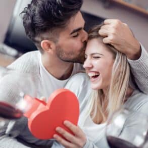 Les signes du zodiaque les plus romantiques selon l'astrologie