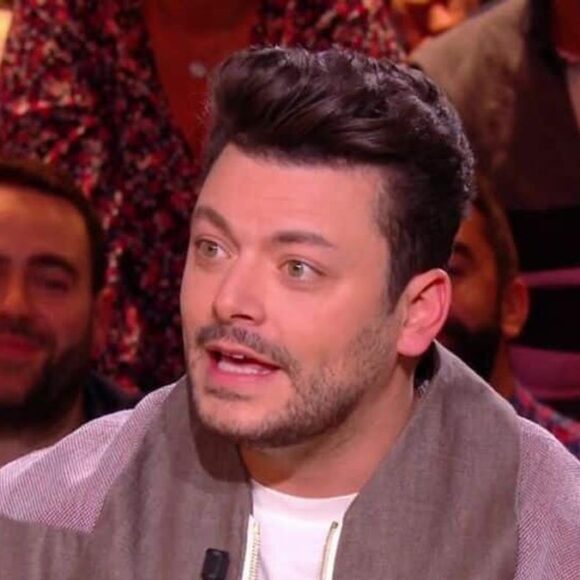 Kev Adams au plus mal il est visé par 19 plaintes