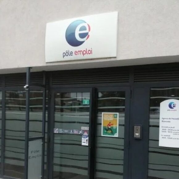 Pole Emploi 3 aides financières peu connues que vous pouvez toucher rapidement