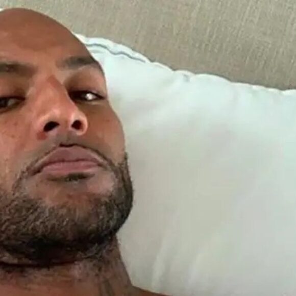 Booba viré de Twitter après son clash avec Mehdi Maïzi