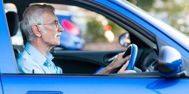 Le permis de conduire change pour les seniors les nouveautés à connaitre absolument