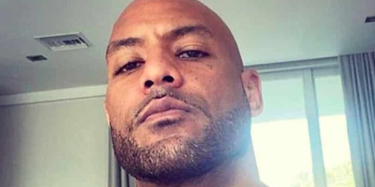 Booba détruit Skyrock et Laurent Bouneau sur Twitter