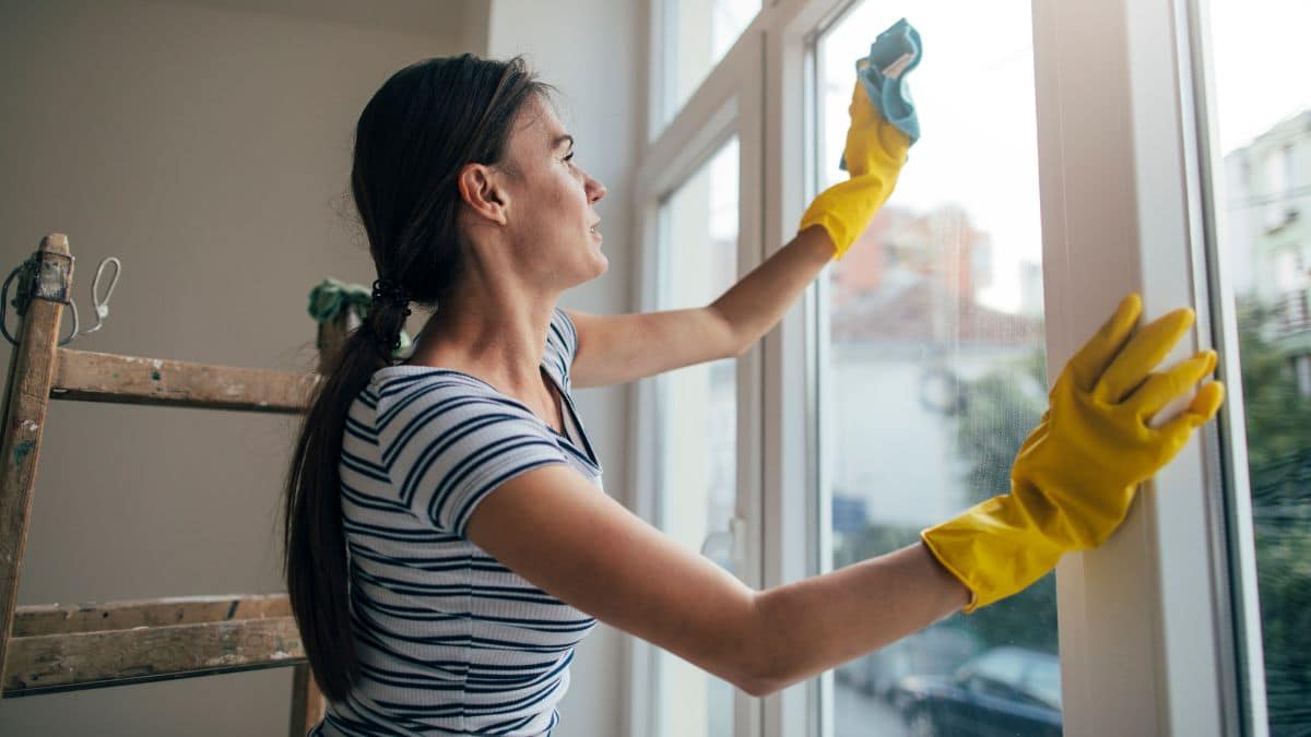 La meilleure technique pour nettoyer les fenêtres et les rendre comme neuves
