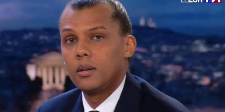 Stromae totalement métamorphosé vous allez le confondre avec un célèbre acteur Français