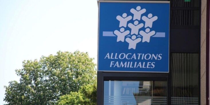 Tout savoir pour toucher les allocations familiales après 18 ans