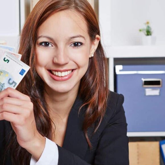 Ces signes du zodiaque qui pourraient gagner une grosse somme en aout