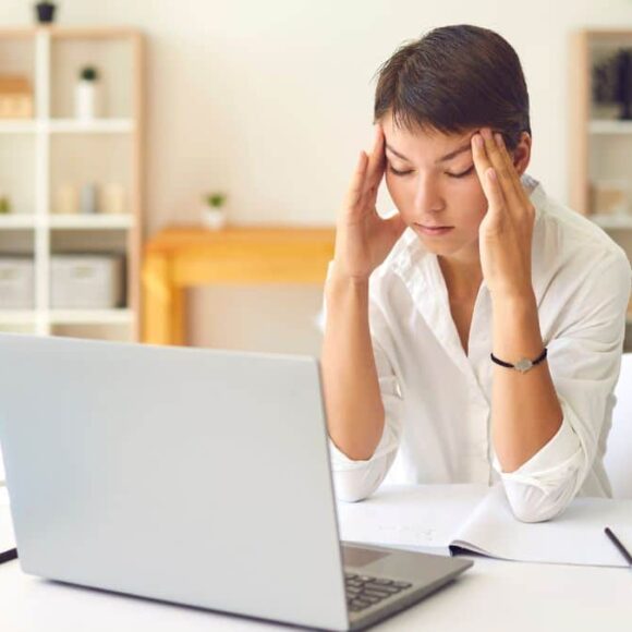 Ce mail reçu par des millions de Français pour une infraction au code de la route est une arnaque, il faut faire très attention