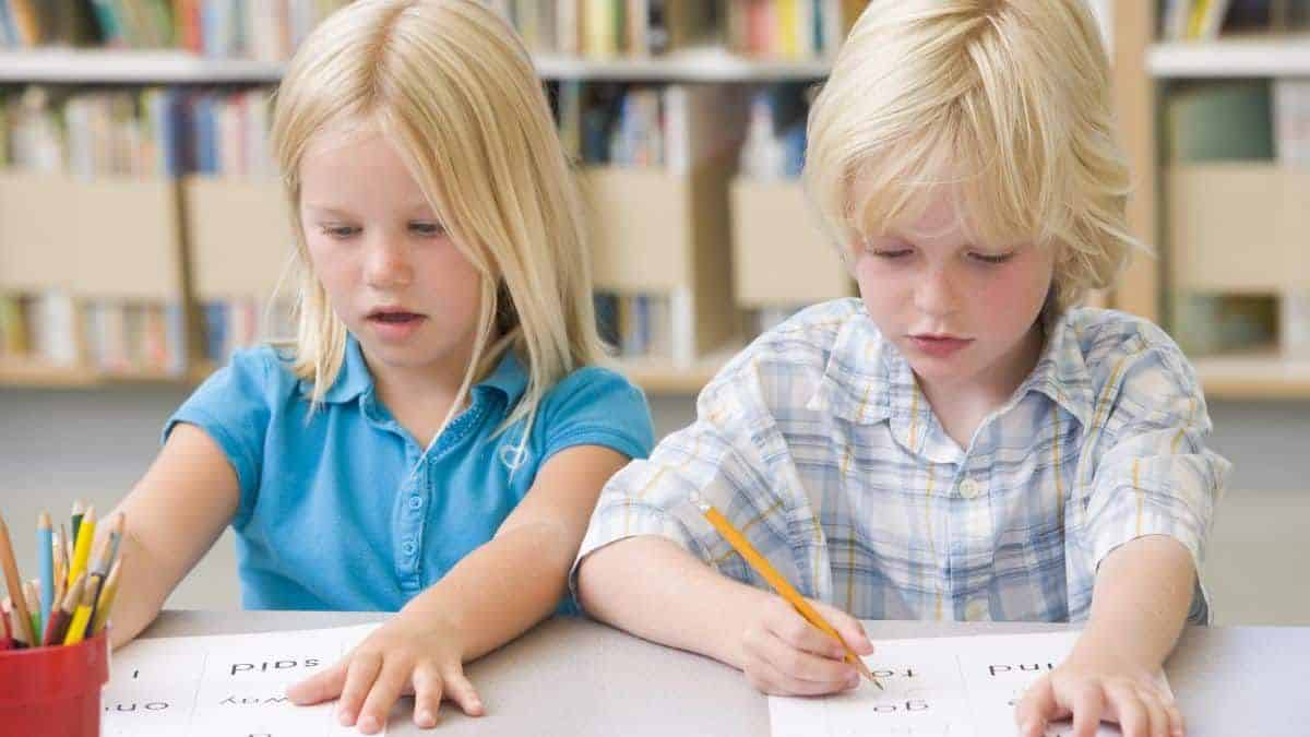Elle prend une lourde amende de 400 euros pour avoir fait rater 1 journée d’école à ses enfants