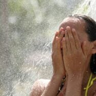 60 millions de consommateurs alerte sur les dangers pour la peau de ce gel douche vendu en supermarché