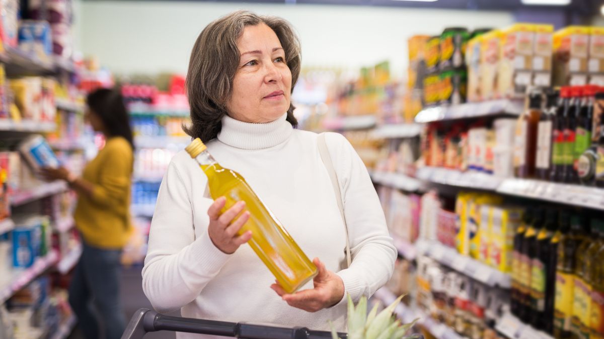 60 millions de consommateurs révèle ce que vous avalez vraiment quand vous utilisez de l’huile d’olive