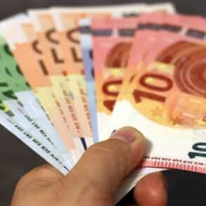CAF un virement de 423 euros pour 3 millions de familles dans les prochains jours, les concernés
