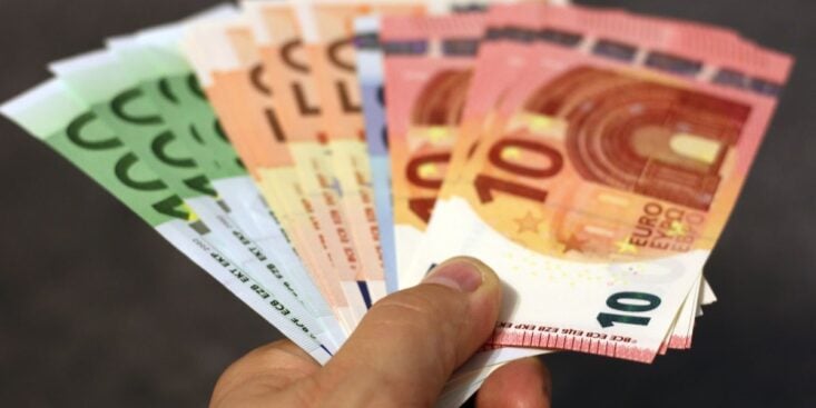 CAF un virement de 423 euros pour 3 millions de familles dans les prochains jours, les concernés