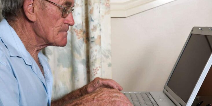 Des gros retards de paiement des pensions : une urgence pour de nombreux retraités français