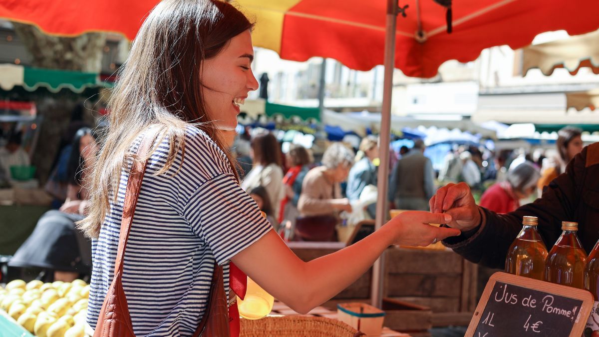 La meilleure astuce pour payer ses courses au marché 2 fois moins cher