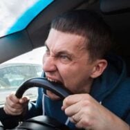 Une amende de 42 euros pour tous les automobilistes à cause de ce petit oubli en sortant de la voiture