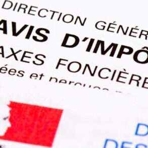 La taxe foncière au cœur du débat : vers une exonération pour les propriétaires de passoires thermiques ?