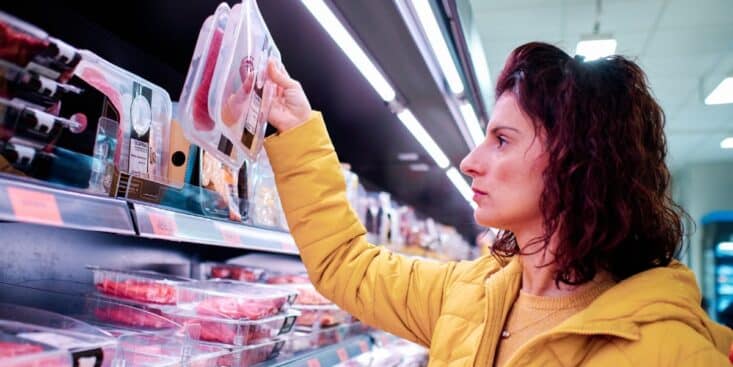 Rappel urgent : cette viande contaminée pourrait déjà être dans votre frigo et elle présente un gros danger pour la santé