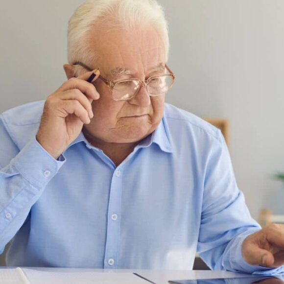 Retraités: après le chômage, la Cour des comptes cible des millions de retraités, deux catégories dans le viseur