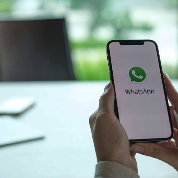 WhatsApp: un ex-employé dénonce de graves négligences, usurpations et journalistes visés. Votre compte est-il en sécurité?