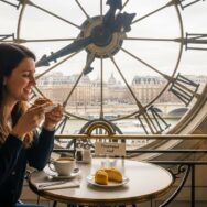 SoonNight - Musée d'Orsay: un café caché, joyau Art nouveau, offre une parenthèse magique à Paris 7e