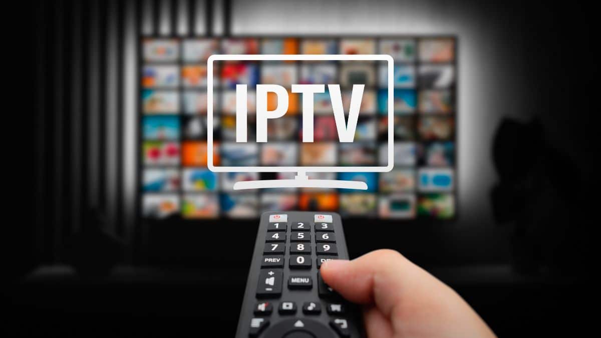 IPTV illégale: l'Arcom prépare un blocage controversé avec Orange, Free, SFR et Bouygues en France