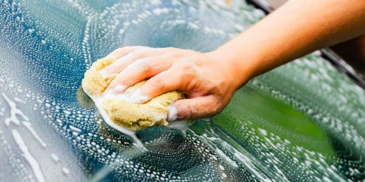 Automobilistes français: glissez du liquide vaisselle cet hiver pour limiter la buée et dégraisser le pare-brise