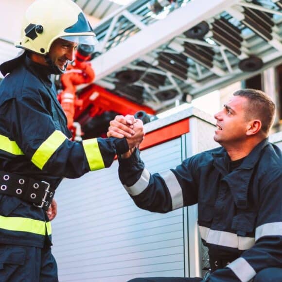Calendrier des pompiers et du facteur 2026: le bon montant à donner, 5 euros ne suffisent pas