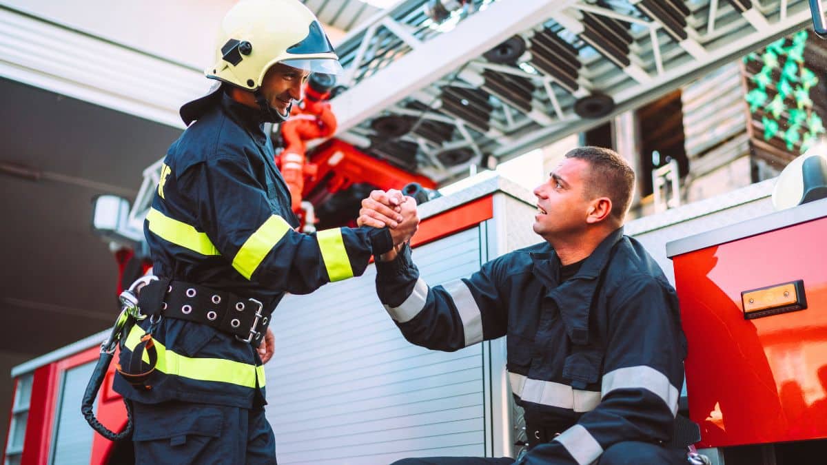 Calendrier des pompiers et du facteur 2026: le bon montant à donner, 5 euros ne suffisent pas