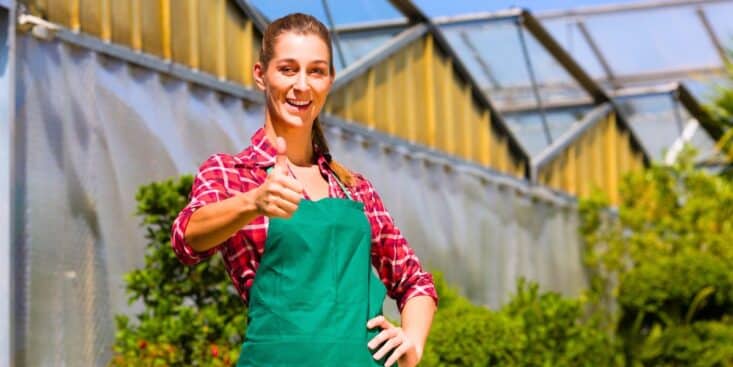 Jardiniers expérimentés: ce qu’ils ajoutent à la terre avant les premières gelées pour un sol fertile au printemps