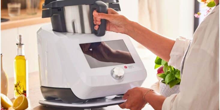 Monsieur Cuisine Compact: le nouveau robot-cuiseur basique de Lidl bouscule le marché en France