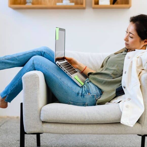 Fauteuils traditionnels: la pièce design tendance 2026 qui les remplace