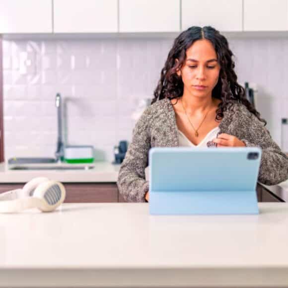 Location Airbnb : la loi Le Meur 2026 augmente l’impôt des bailleurs, la stratégie discrète pour limiter la note