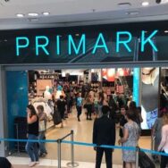 Primark: le manteau à 65€ s’impose face au léopard cet hiver