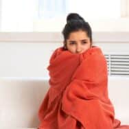 Chauffage: 4 solutions qui isolent vraiment le lit pour ne plus grelotter cet hiver
