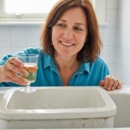 Soonnight - Toilettes anciennes : 1/2 verre suffit pour les faire briller comme neuves