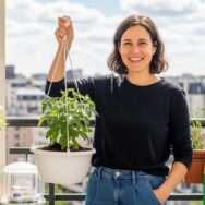 SoonNight - IKEA : 9 trouvailles malignes pour transformer votre balcon en jardin de printemps à petit prix