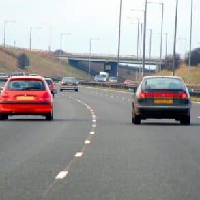 Autoroutes à 150 km/h en 2026 : ce que prévoit vraiment la loi pour votre vitesse sur la route