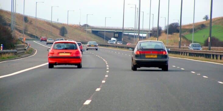 Autoroutes à 150 km/h en 2026 : ce que prévoit vraiment la loi pour votre vitesse sur la route
