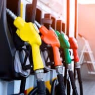 Carburant limité à 50 litres par jour en dans ce pays d'Europe : les restrictions arrivent après la fermeture du détroit d'Ormuz