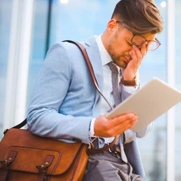 SFR : attention, votre forfait mobile à vie pourrait vous coûter cher - amende de 10 millions d'euros en vue